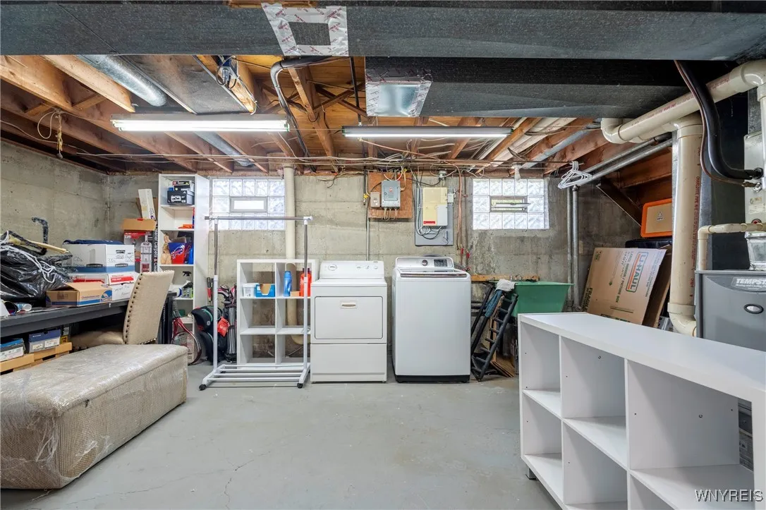 173 Sunrise Boulevard, Amherst, New York 14221, Amherst, New York 14221, 3 Bedrooms Bedrooms, 7 Rooms Rooms,1 BathroomBathrooms,Residential,Closed,173 Sunrise Boulevard, Amherst, New York 14221,0,B1638419