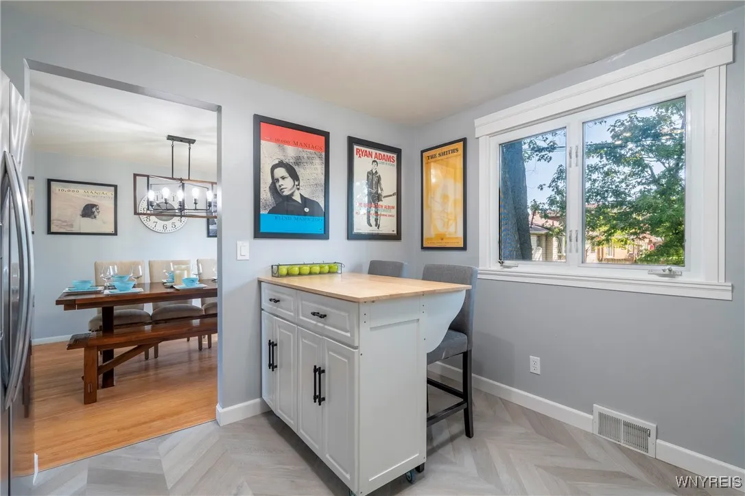 173 Sunrise Boulevard, Amherst, New York 14221, Amherst, New York 14221, 3 Bedrooms Bedrooms, 7 Rooms Rooms,1 BathroomBathrooms,Residential,Closed,173 Sunrise Boulevard, Amherst, New York 14221,0,B1638419