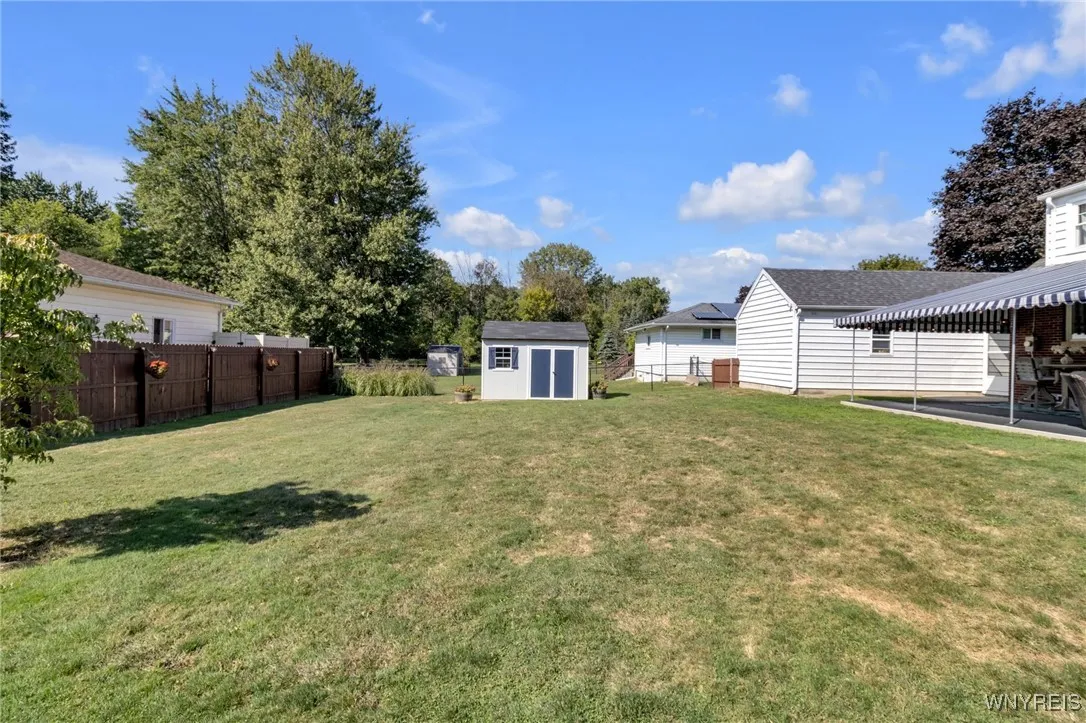 1058 Ruie Road, North Tonawanda, New York 14120, North Tonawanda, New York 14120, 3 Bedrooms Bedrooms, 6 Rooms Rooms,2 BathroomsBathrooms,Residential,For Sale,1058 Ruie Road, North Tonawanda, New York 14120,0,B1634074