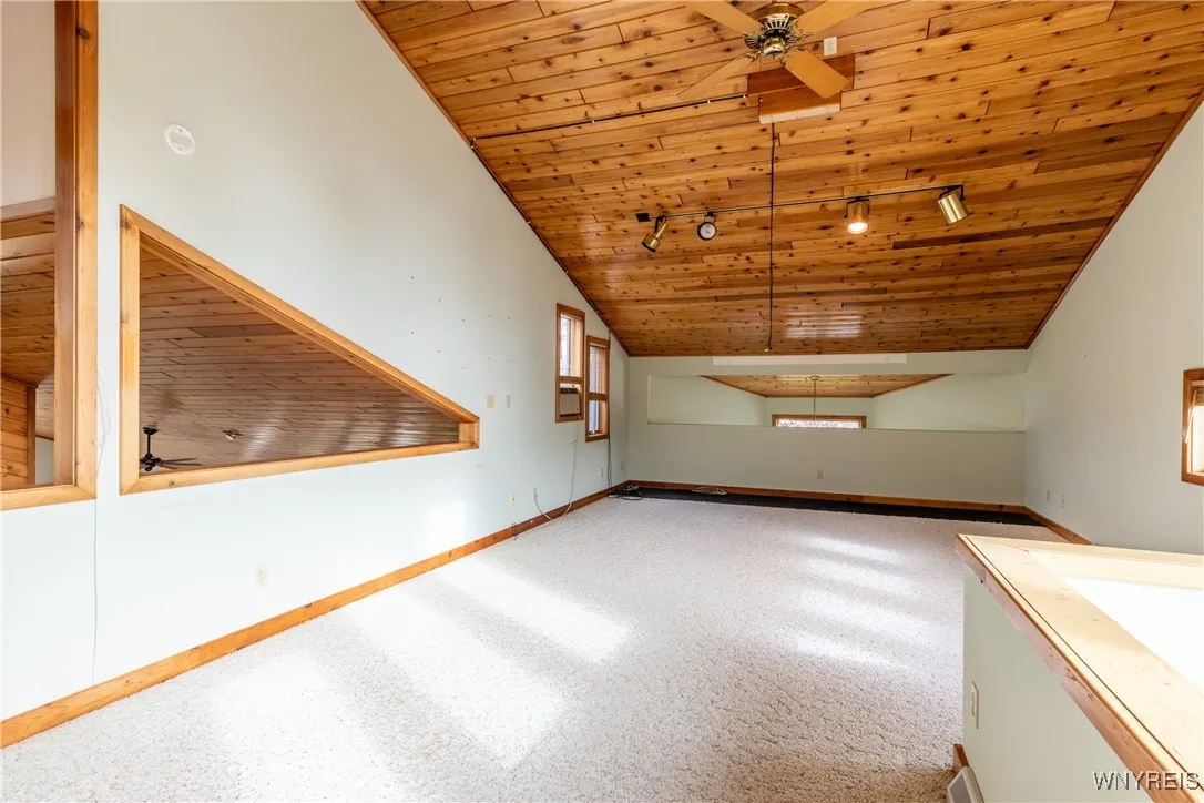 3238 South Woodland Court, Wheatfield, New York 14, Wheatfield, New York 14120, 2 Bedrooms Bedrooms, 7 Rooms Rooms,2 BathroomsBathrooms,Residential,Closed,3238 South Woodland Court, Wheatfield, New York 14,0,B1638256