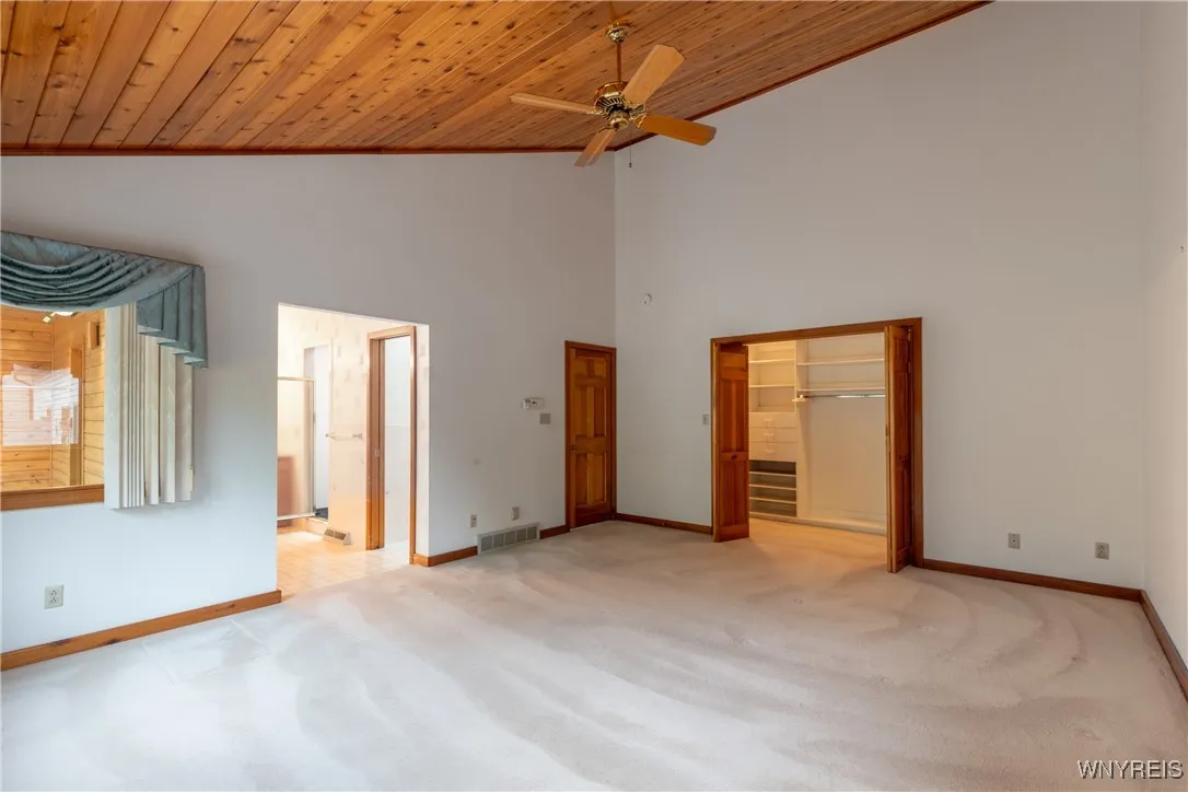 3238 South Woodland Court, Wheatfield, New York 14, Wheatfield, New York 14120, 2 Bedrooms Bedrooms, 7 Rooms Rooms,2 BathroomsBathrooms,Residential,Closed,3238 South Woodland Court, Wheatfield, New York 14,0,B1638256