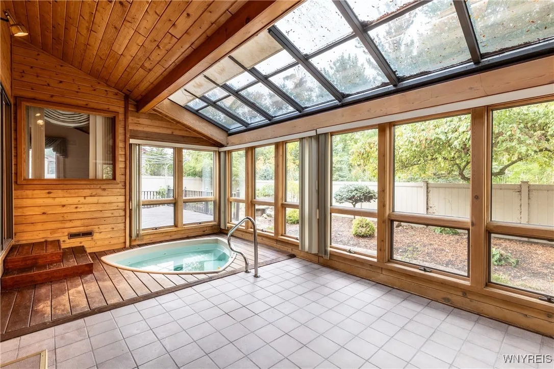 3238 South Woodland Court, Wheatfield, New York 14, Wheatfield, New York 14120, 2 Bedrooms Bedrooms, 7 Rooms Rooms,2 BathroomsBathrooms,Residential,Closed,3238 South Woodland Court, Wheatfield, New York 14,0,B1638256