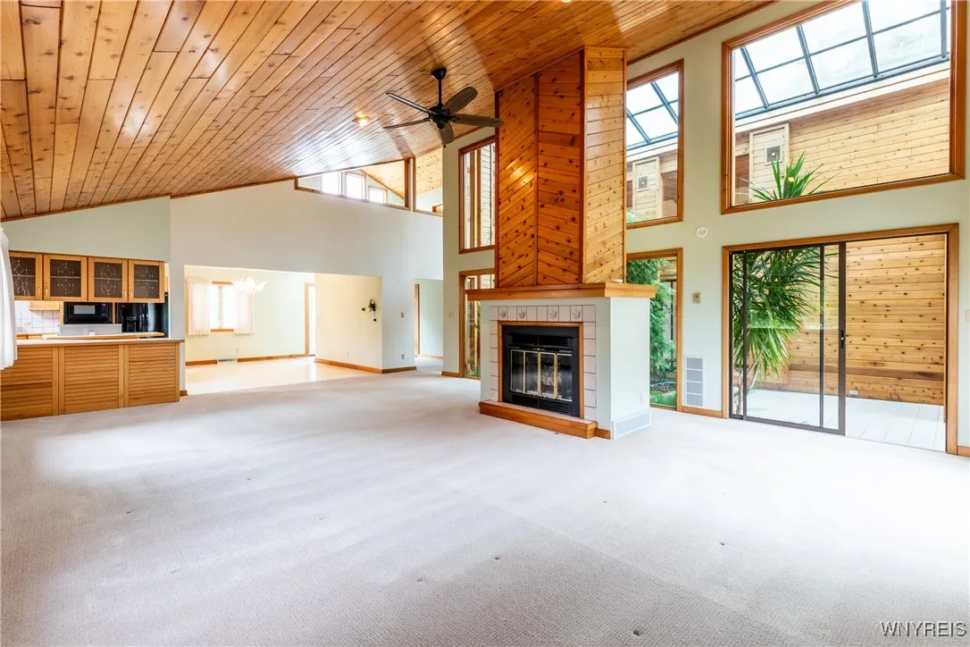 3238 South Woodland Court, Wheatfield, New York 14, Wheatfield, New York 14120, 2 Bedrooms Bedrooms, 7 Rooms Rooms,2 BathroomsBathrooms,Residential,Closed,3238 South Woodland Court, Wheatfield, New York 14,0,B1638256