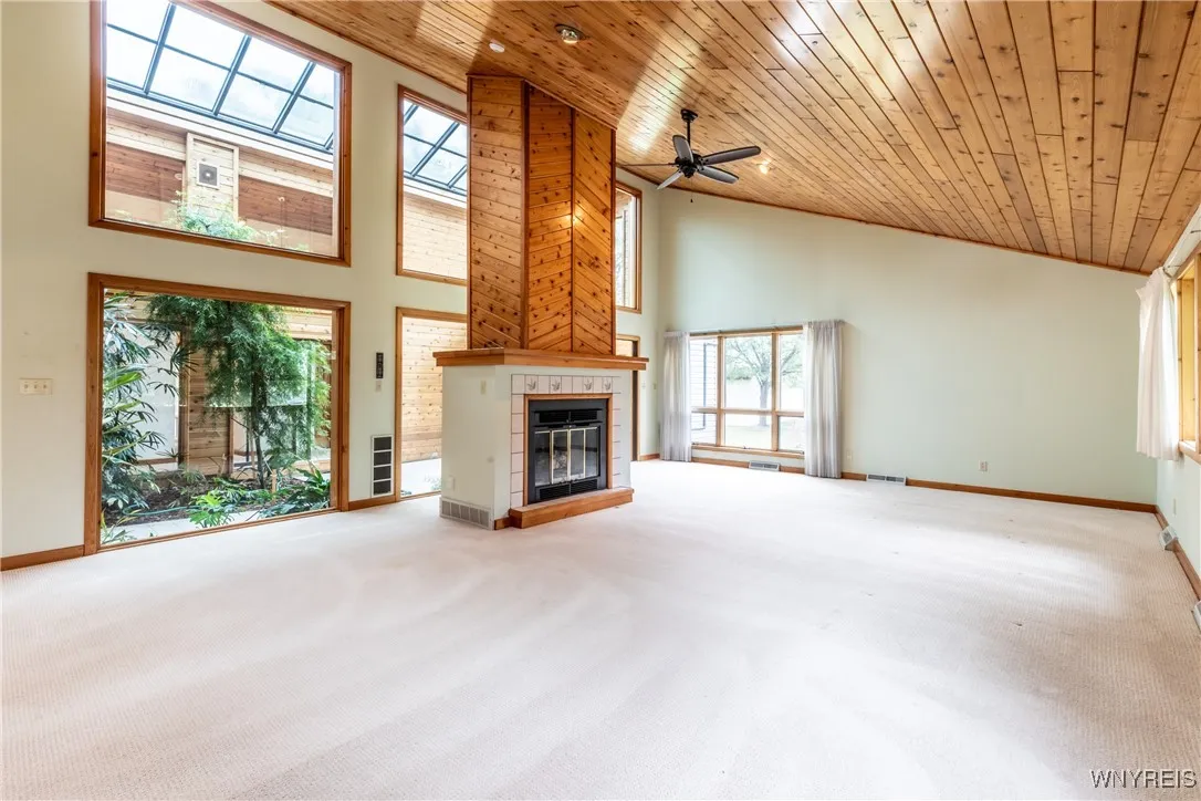 3238 South Woodland Court, Wheatfield, New York 14, Wheatfield, New York 14120, 2 Bedrooms Bedrooms, 7 Rooms Rooms,2 BathroomsBathrooms,Residential,Closed,3238 South Woodland Court, Wheatfield, New York 14,0,B1638256