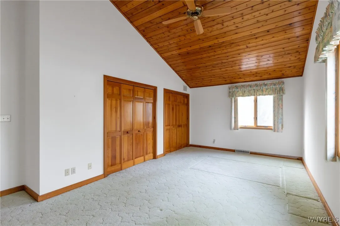 3238 South Woodland Court, Wheatfield, New York 14, Wheatfield, New York 14120, 2 Bedrooms Bedrooms, 7 Rooms Rooms,2 BathroomsBathrooms,Residential,Closed,3238 South Woodland Court, Wheatfield, New York 14,0,B1638256