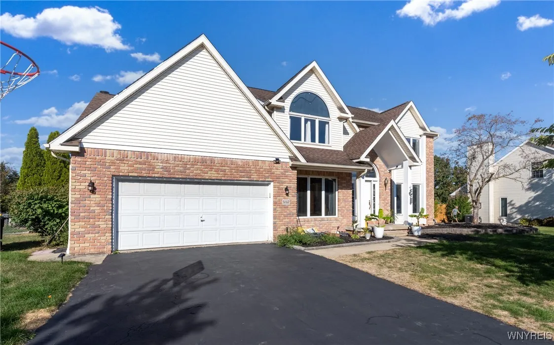 5002 Eastbrooke Place, Clarence, New York 14221, Clarence, New York 14221, 4 Bedrooms Bedrooms, 9 Rooms Rooms,2 BathroomsBathrooms,Residential,For Sale,5002 Eastbrooke Place, Clarence, New York 14221,0,B1638319