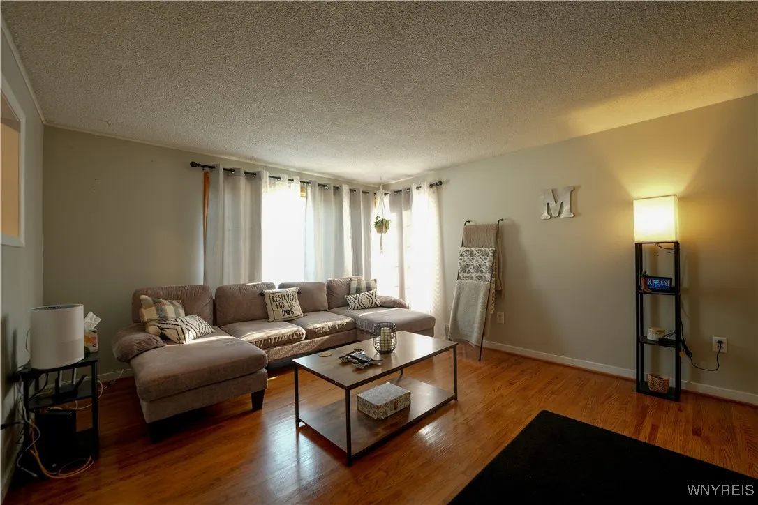 493 Harrison Avenue, Tonawanda, New York 14223, Tonawanda, New York 14223, 2 Bedrooms Bedrooms, 5 Rooms Rooms,1 BathroomBathrooms,Residential,For Sale,493 Harrison Avenue, Tonawanda, New York 14223,0,B1638416