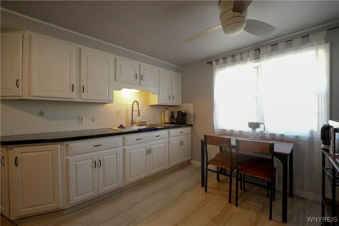 493 Harrison Avenue, Tonawanda, New York 14223, Tonawanda, New York 14223, 2 Bedrooms Bedrooms, 5 Rooms Rooms,1 BathroomBathrooms,Residential,For Sale,493 Harrison Avenue, Tonawanda, New York 14223,0,B1638416