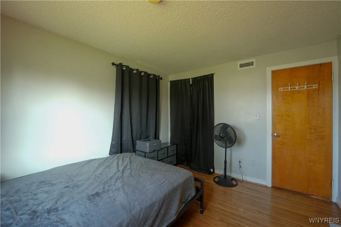 493 Harrison Avenue, Tonawanda, New York 14223, Tonawanda, New York 14223, 2 Bedrooms Bedrooms, 5 Rooms Rooms,1 BathroomBathrooms,Residential,For Sale,493 Harrison Avenue, Tonawanda, New York 14223,0,B1638416