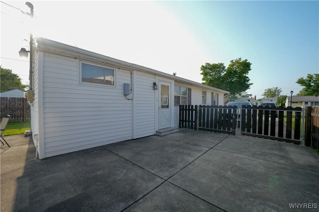 493 Harrison Avenue, Tonawanda, New York 14223, Tonawanda, New York 14223, 2 Bedrooms Bedrooms, 5 Rooms Rooms,1 BathroomBathrooms,Residential,For Sale,493 Harrison Avenue, Tonawanda, New York 14223,0,B1638416