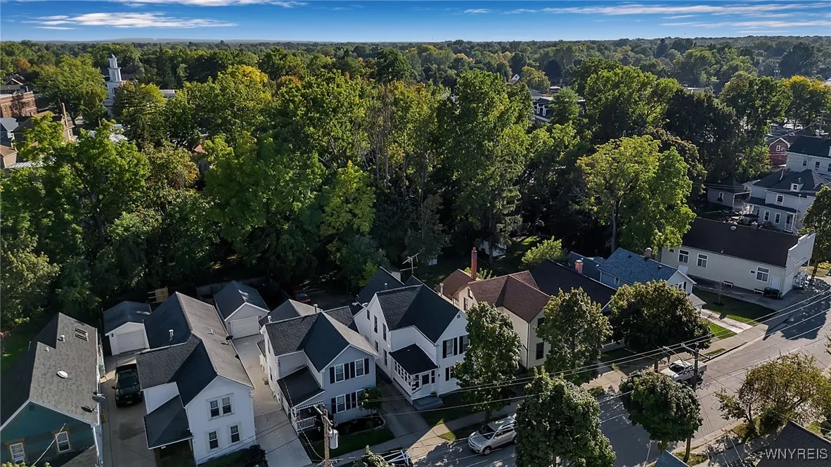14 Clark Street, Lancaster, New York 14086, Lancaster, New York 14086, 4 Bedrooms Bedrooms, ,2 BathroomsBathrooms,Residential,For Sale,14 Clark Street, Lancaster, New York 14086,0,B1638485