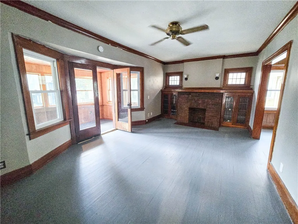 366 Augustine Street, Rochester, New York 14613, Rochester, New York 14613, 5 Bedrooms Bedrooms, ,2 BathroomsBathrooms,Residential,Closed,366 Augustine Street, Rochester, New York 14613,0,R1638439