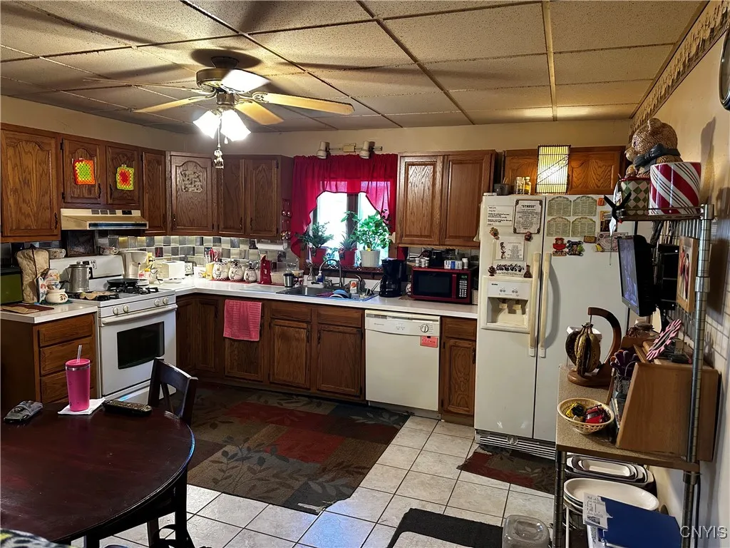 1006 Downer Avenue, Utica, New York 13502, Utica, New York 13502, 4 Bedrooms Bedrooms, 8 Rooms Rooms,2 BathroomsBathrooms,Residential,For Sale,1006 Downer Avenue, Utica, New York 13502,0,S1636873