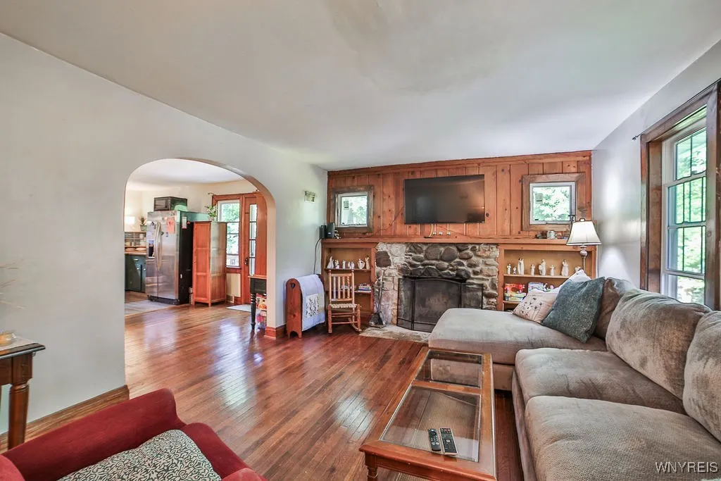 4995 Newton Road, Hamburg, New York 14075, Hamburg, New York 14075, 2 Bedrooms Bedrooms, 4 Rooms Rooms,1 BathroomBathrooms,Residential,Closed,4995 Newton Road, Hamburg, New York 14075,0,B1638403
