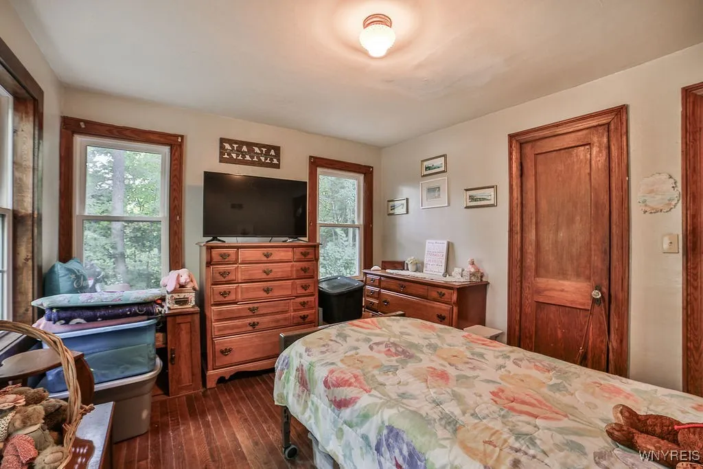 4995 Newton Road, Hamburg, New York 14075, Hamburg, New York 14075, 2 Bedrooms Bedrooms, 4 Rooms Rooms,1 BathroomBathrooms,Residential,Closed,4995 Newton Road, Hamburg, New York 14075,0,B1638403