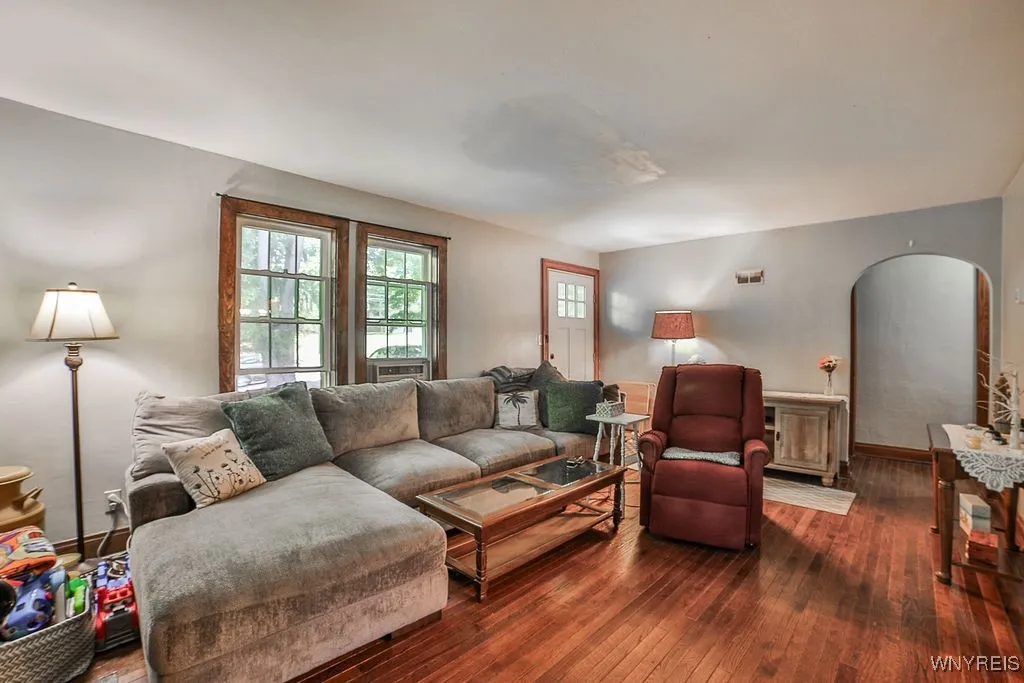 4995 Newton Road, Hamburg, New York 14075, Hamburg, New York 14075, 2 Bedrooms Bedrooms, 4 Rooms Rooms,1 BathroomBathrooms,Residential,Closed,4995 Newton Road, Hamburg, New York 14075,0,B1638403