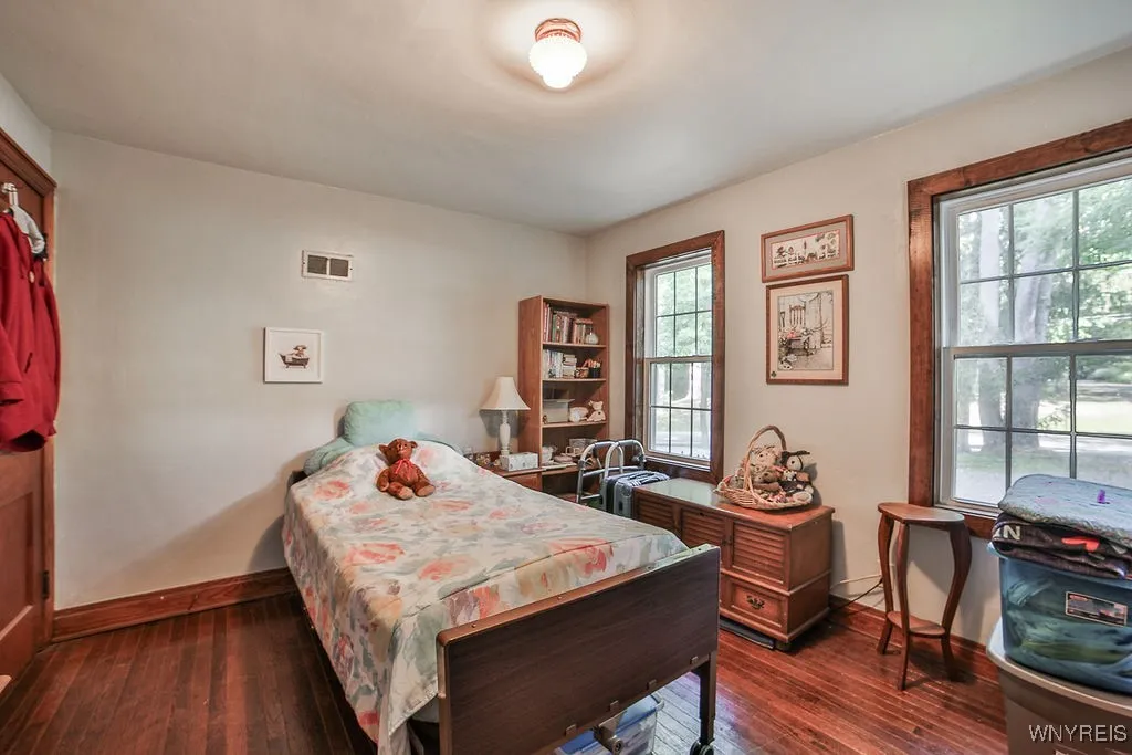 4995 Newton Road, Hamburg, New York 14075, Hamburg, New York 14075, 2 Bedrooms Bedrooms, 4 Rooms Rooms,1 BathroomBathrooms,Residential,Closed,4995 Newton Road, Hamburg, New York 14075,0,B1638403