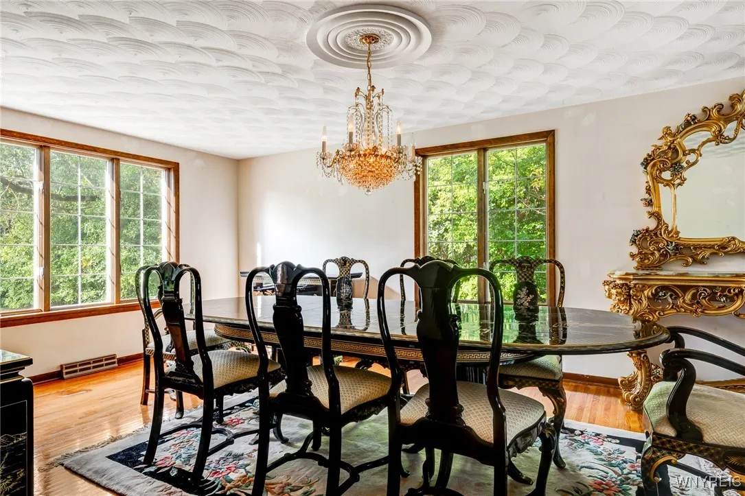 859 The Circle Drive, Lewiston, New York 14092, Lewiston, New York 14092, 5 Bedrooms Bedrooms, 13 Rooms Rooms,2 BathroomsBathrooms,Residential,For Sale,859 The Circle Drive, Lewiston, New York 14092,0,B1638558