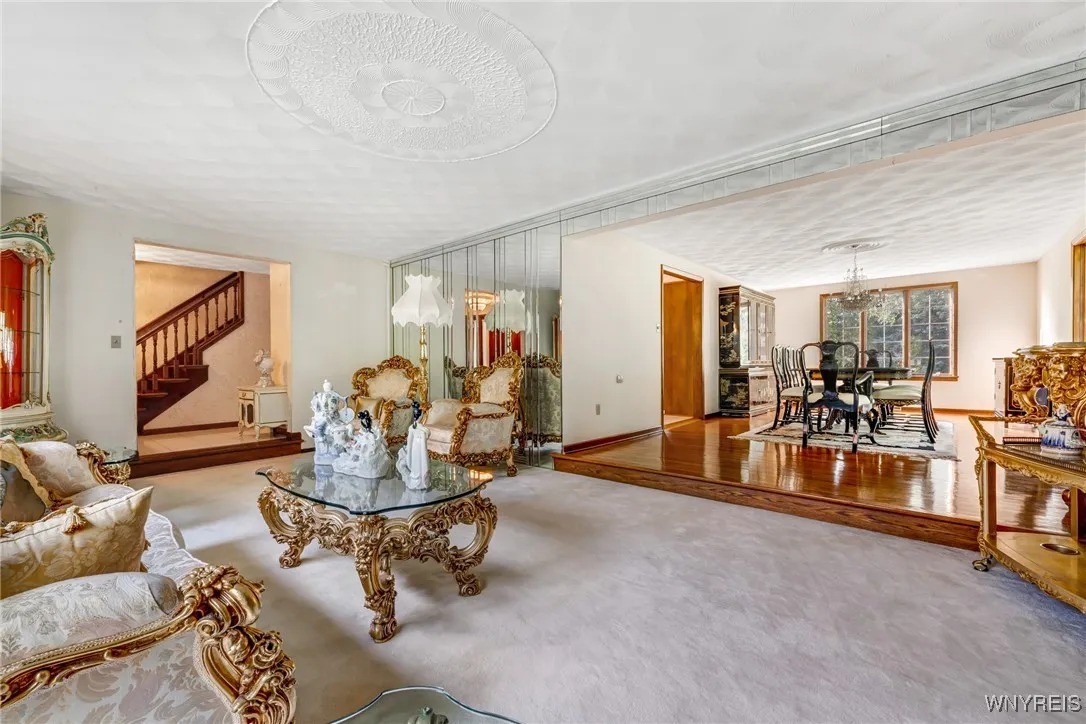 859 The Circle Drive, Lewiston, New York 14092, Lewiston, New York 14092, 5 Bedrooms Bedrooms, 13 Rooms Rooms,2 BathroomsBathrooms,Residential,For Sale,859 The Circle Drive, Lewiston, New York 14092,0,B1638558