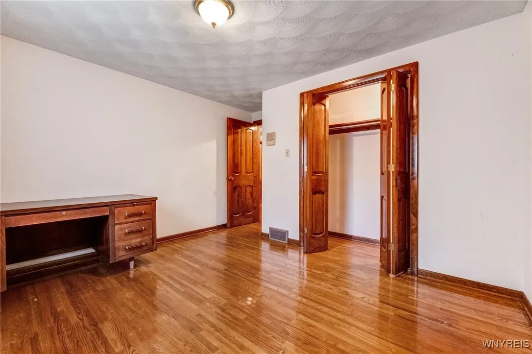 859 The Circle Drive, Lewiston, New York 14092, Lewiston, New York 14092, 5 Bedrooms Bedrooms, 13 Rooms Rooms,2 BathroomsBathrooms,Residential,For Sale,859 The Circle Drive, Lewiston, New York 14092,0,B1638558
