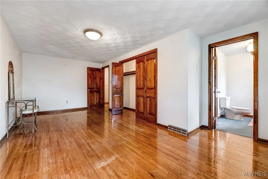 859 The Circle Drive, Lewiston, New York 14092, Lewiston, New York 14092, 5 Bedrooms Bedrooms, 13 Rooms Rooms,2 BathroomsBathrooms,Residential,For Sale,859 The Circle Drive, Lewiston, New York 14092,0,B1638558