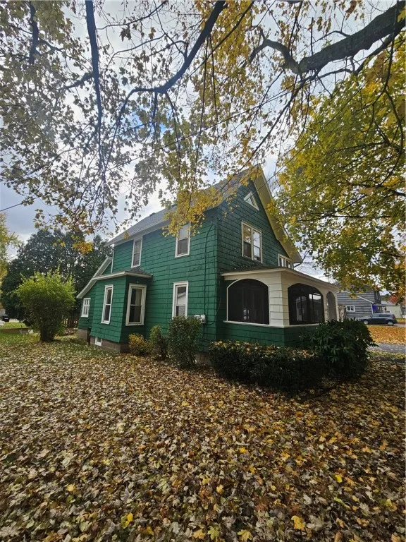 117 Lock Street, Galen, New York 14433, Galen, New York 14433, 4 Bedrooms Bedrooms, 7 Rooms Rooms,1 BathroomBathrooms,Residential,For Sale,117 Lock Street, Galen, New York 14433,0,R1638467