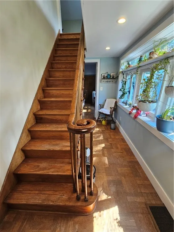 117 Lock Street, Galen, New York 14433, Galen, New York 14433, 4 Bedrooms Bedrooms, 7 Rooms Rooms,1 BathroomBathrooms,Residential,For Sale,117 Lock Street, Galen, New York 14433,0,R1638467