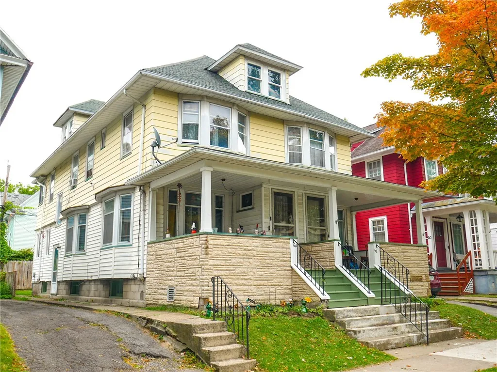 62 Raines Park, Rochester, New York 14613, Rochester, New York 14613, 6 Bedrooms Bedrooms, ,2 BathroomsBathrooms,Residential,For Sale,62 Raines Park, Rochester, New York 14613,0,R1638530