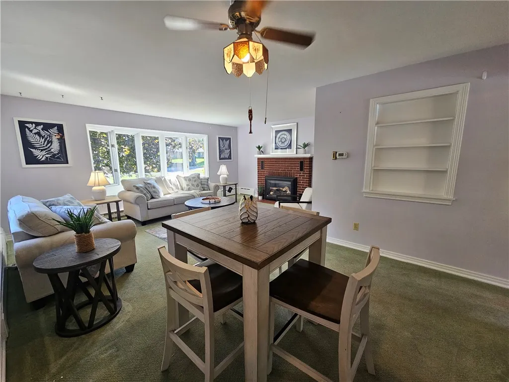 3897 Ridge Road, Williamson, New York 14589, Williamson, New York 14589, 4 Bedrooms Bedrooms, 9 Rooms Rooms,2 BathroomsBathrooms,Residential,For Sale,3897 Ridge Road, Williamson, New York 14589,0,R1637445