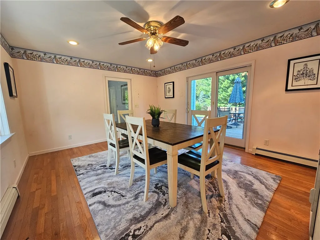 3897 Ridge Road, Williamson, New York 14589, Williamson, New York 14589, 4 Bedrooms Bedrooms, 9 Rooms Rooms,2 BathroomsBathrooms,Residential,For Sale,3897 Ridge Road, Williamson, New York 14589,0,R1637445