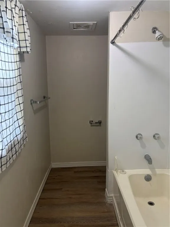 1000 Pratt Street A, Elmira City, New York 14901, Elmira City, New York 14901, 1 Bedroom Bedrooms, 4 Rooms Rooms,1 BathroomBathrooms,Residential Lease,For Rent,1000 Pratt Street A, Elmira City, New York 14901,0,R1638562