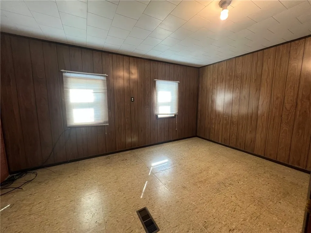 11 Jackson Street, Burns, New York 14822, Burns, New York 14822, 3 Bedrooms Bedrooms, 7 Rooms Rooms,1 BathroomBathrooms,Residential,For Sale,11 Jackson Street, Burns, New York 14822,0,R1638435
