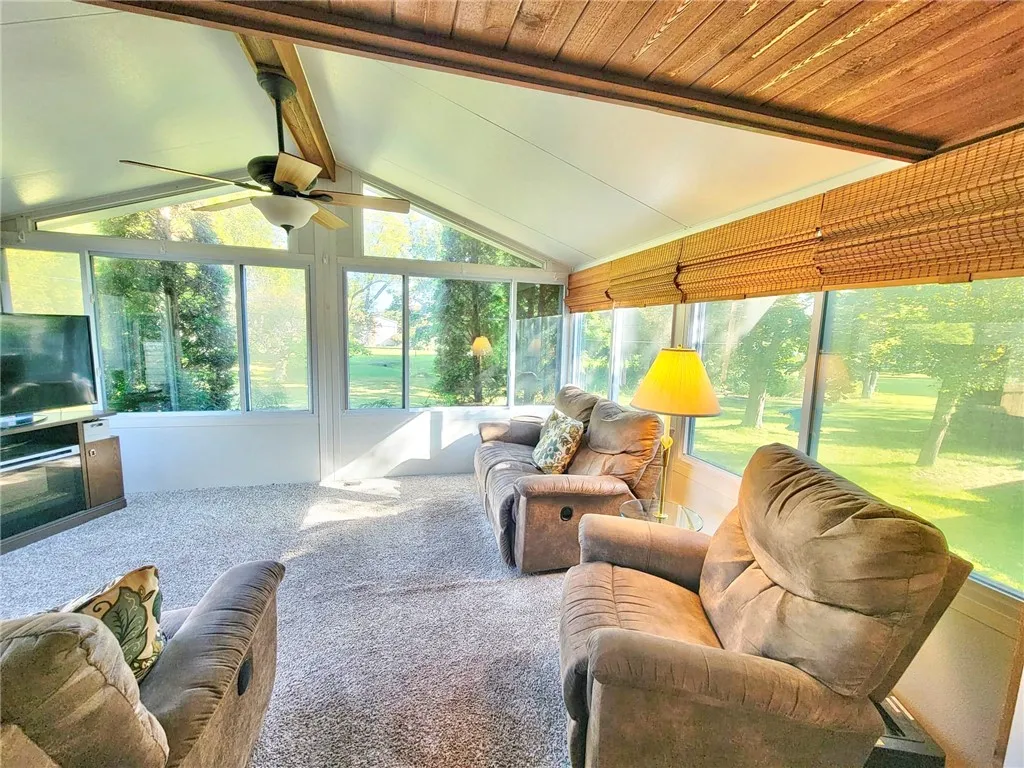10 Sunny Slope Drive, Parma, New York 14468, Parma, New York 14468, 3 Bedrooms Bedrooms, 9 Rooms Rooms,2 BathroomsBathrooms,Residential,For Sale,10 Sunny Slope Drive, Parma, New York 14468,0,R1638564