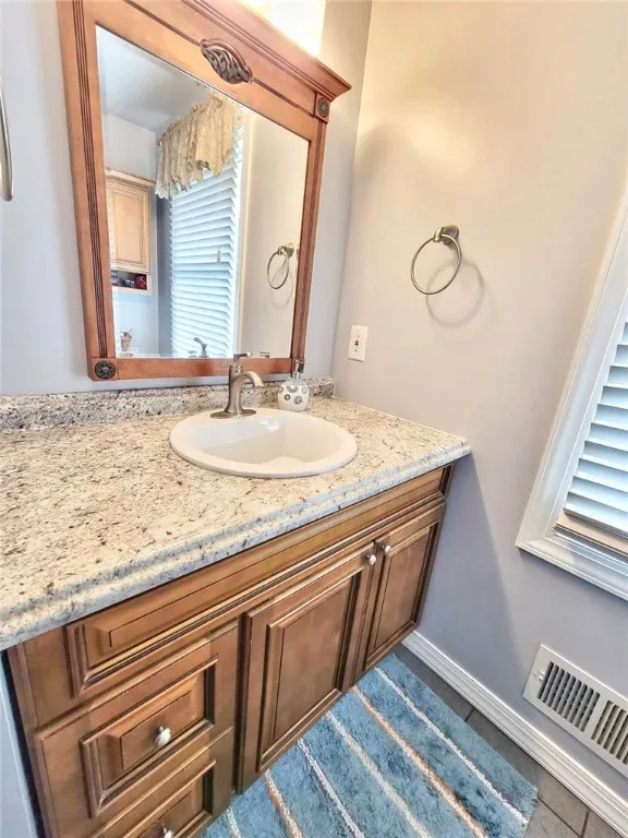 10 Sunny Slope Drive, Parma, New York 14468, Parma, New York 14468, 3 Bedrooms Bedrooms, 9 Rooms Rooms,2 BathroomsBathrooms,Residential,For Sale,10 Sunny Slope Drive, Parma, New York 14468,0,R1638564