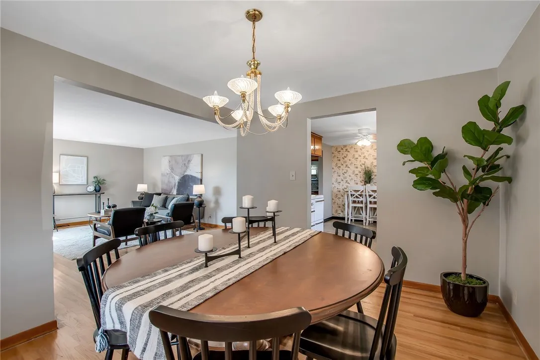 40 Aurora Drive, Cheektowaga, New York 14215, Cheektowaga, New York 14215, 3 Bedrooms Bedrooms, 6 Rooms Rooms,2 BathroomsBathrooms,Residential,For Sale,40 Aurora Drive, Cheektowaga, New York 14215,0,R1638226