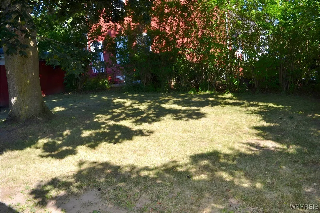 4 Manitou Street, Lancaster, New York 14043, Lancaster, New York 14043, 2 Bedrooms Bedrooms, 4 Rooms Rooms,1 BathroomBathrooms,Residential,For Sale,4 Manitou Street, Lancaster, New York 14043,0,B1637238