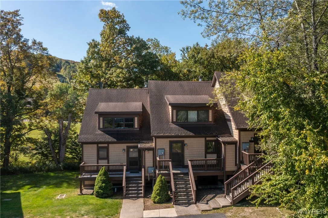 109 Woods Road, Ellicottville, New York 14731, Ellicottville, New York 14731, 3 Bedrooms Bedrooms, 7 Rooms Rooms,2 BathroomsBathrooms,Residential,For Sale,109 Woods Road, Ellicottville, New York 14731,0,B1637981