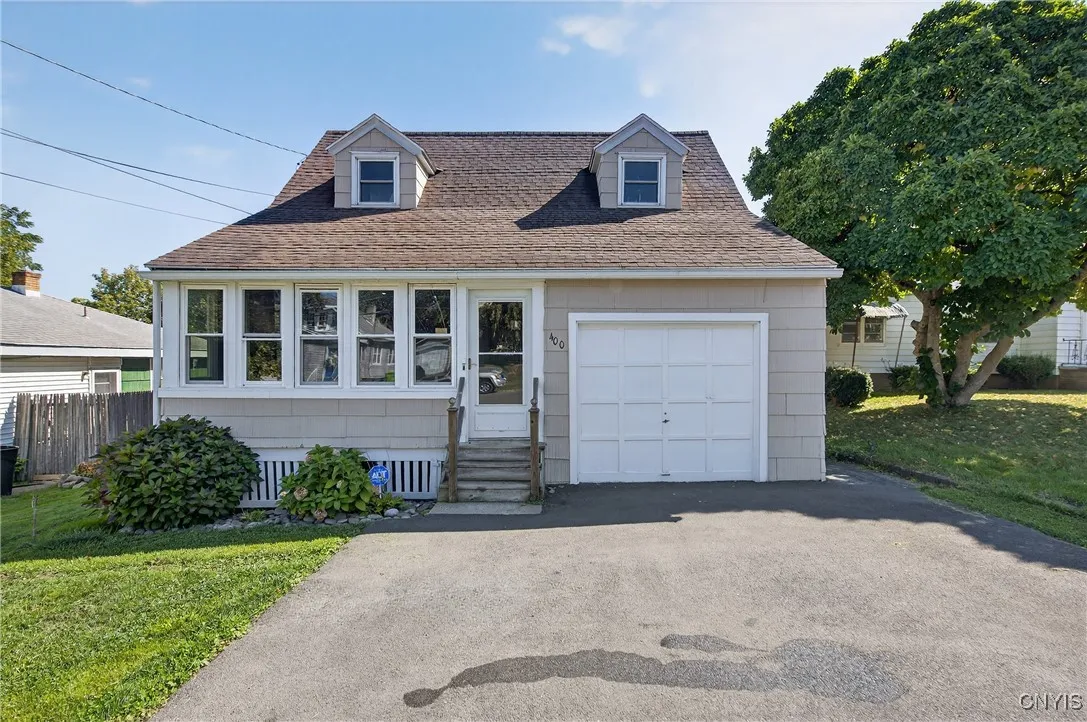 400 Kenwick Drive, Salina, New York 13208, Salina, New York 13208, 3 Bedrooms Bedrooms, 5 Rooms Rooms,1 BathroomBathrooms,Residential,Closed,400 Kenwick Drive, Salina, New York 13208,0,S1623681