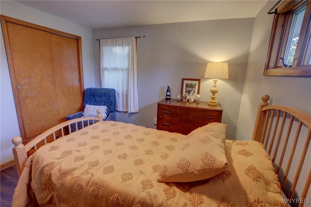 61 Waltham Avenue, Lancaster, New York 14086, Lancaster, New York 14086, 3 Bedrooms Bedrooms, 8 Rooms Rooms,1 BathroomBathrooms,Residential,For Sale,61 Waltham Avenue, Lancaster, New York 14086,0,B1638399