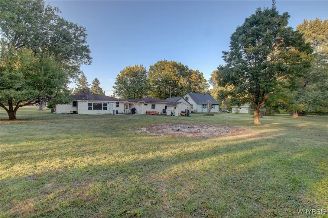 61 Waltham Avenue, Lancaster, New York 14086, Lancaster, New York 14086, 3 Bedrooms Bedrooms, 8 Rooms Rooms,1 BathroomBathrooms,Residential,For Sale,61 Waltham Avenue, Lancaster, New York 14086,0,B1638399