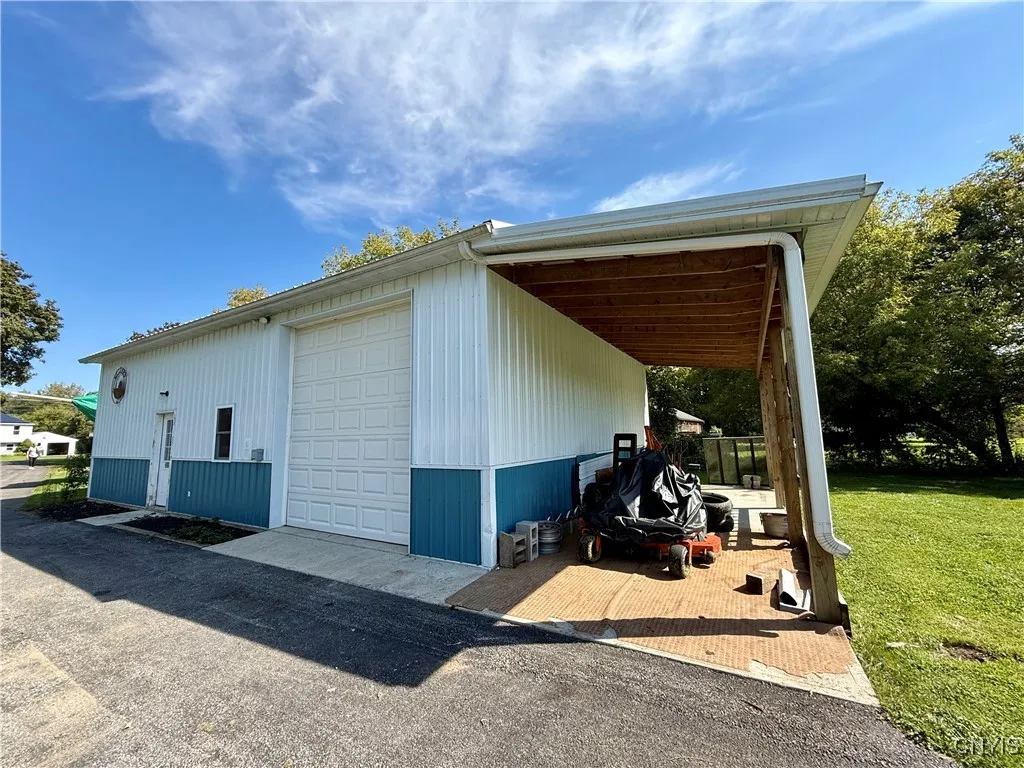 8882 Hills Road, Pompey, New York 13104, Pompey, New York 13104, 2 Bedrooms Bedrooms, 6 Rooms Rooms,1 BathroomBathrooms,Residential,For Sale,8882 Hills Road, Pompey, New York 13104,0,S1638347