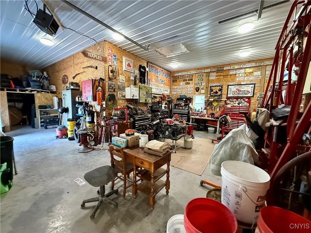 8882 Hills Road, Pompey, New York 13104, Pompey, New York 13104, 2 Bedrooms Bedrooms, 6 Rooms Rooms,1 BathroomBathrooms,Residential,For Sale,8882 Hills Road, Pompey, New York 13104,0,S1638347