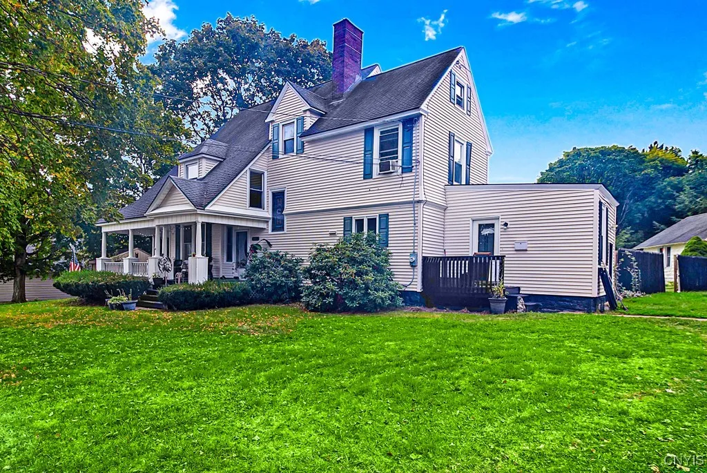 61 West Street, Whitestown, New York 13492, Whitestown, New York 13492, 4 Bedrooms Bedrooms, 9 Rooms Rooms,2 BathroomsBathrooms,Residential,For Sale,61 West Street, Whitestown, New York 13492,0,S1638382