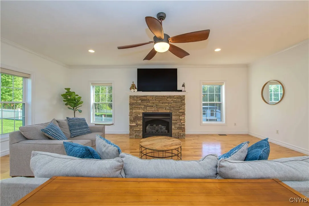 11 Jordans Way, Oswego, New York 13126, Oswego, New York 13126, 4 Bedrooms Bedrooms, 10 Rooms Rooms,2 BathroomsBathrooms,Residential,For Sale,11 Jordans Way, Oswego, New York 13126,0,S1638328