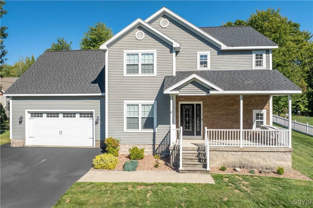 11 Jordans Way, Oswego, New York 13126, Oswego, New York 13126, 4 Bedrooms Bedrooms, 10 Rooms Rooms,2 BathroomsBathrooms,Residential,For Sale,11 Jordans Way, Oswego, New York 13126,0,S1638328