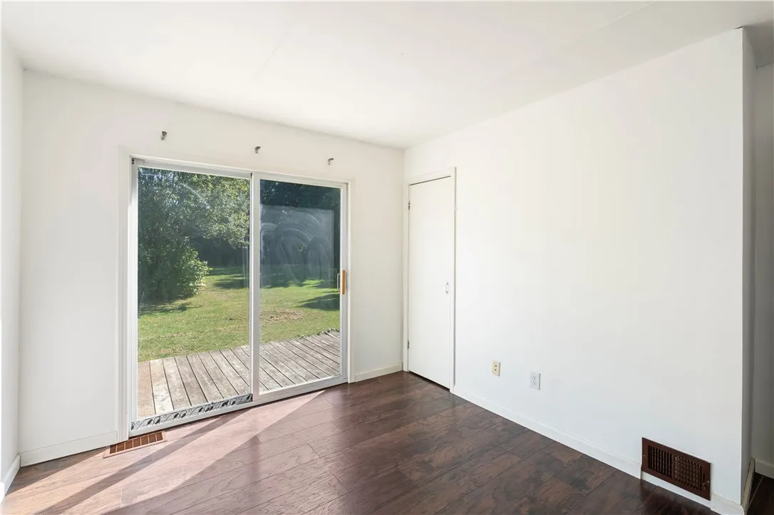 36 Benedict Street, Perry, New York 14530, Perry, New York 14530, 3 Bedrooms Bedrooms, 5 Rooms Rooms,1 BathroomBathrooms,Residential,Closed,36 Benedict Street, Perry, New York 14530,0,R1637938