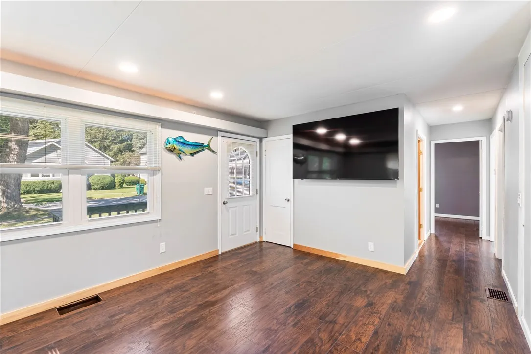 36 Benedict Street, Perry, New York 14530, Perry, New York 14530, 3 Bedrooms Bedrooms, 5 Rooms Rooms,1 BathroomBathrooms,Residential,Closed,36 Benedict Street, Perry, New York 14530,0,R1637938