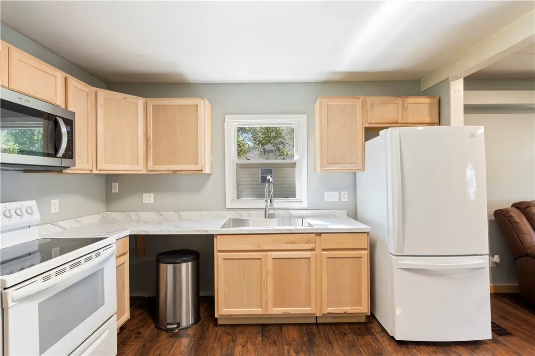 36 Benedict Street, Perry, New York 14530, Perry, New York 14530, 3 Bedrooms Bedrooms, 5 Rooms Rooms,1 BathroomBathrooms,Residential,Closed,36 Benedict Street, Perry, New York 14530,0,R1637938