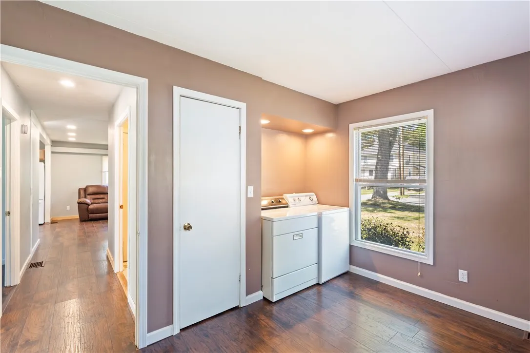 36 Benedict Street, Perry, New York 14530, Perry, New York 14530, 3 Bedrooms Bedrooms, 5 Rooms Rooms,1 BathroomBathrooms,Residential,Closed,36 Benedict Street, Perry, New York 14530,0,R1637938