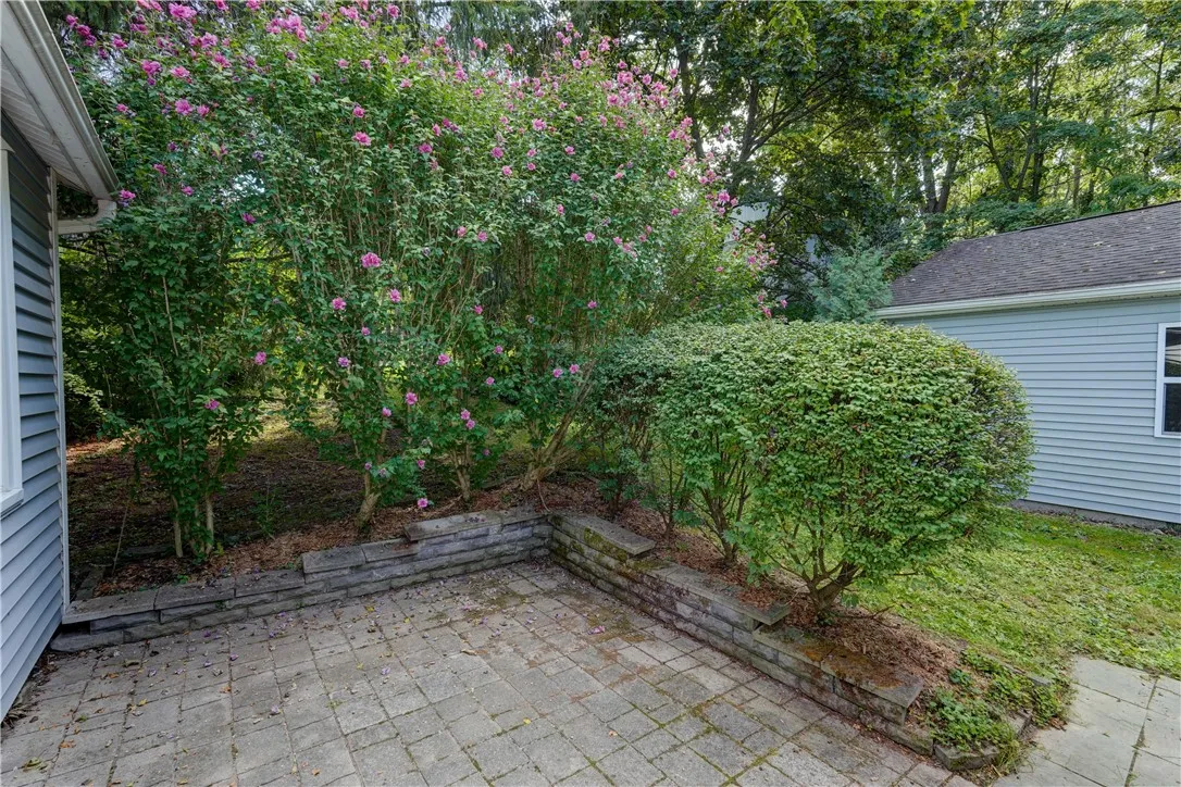 35 State Street, East Bloomfield, New York 14469, East Bloomfield, New York 14469, 3 Bedrooms Bedrooms, 6 Rooms Rooms,1 BathroomBathrooms,Residential,For Sale,35 State Street, East Bloomfield, New York 14469,0,R1637341